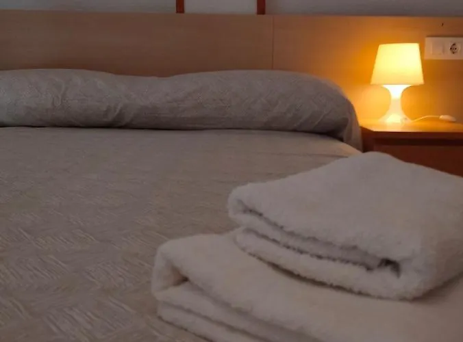 Hostel Residencia Universitaria Pare Claret Girona