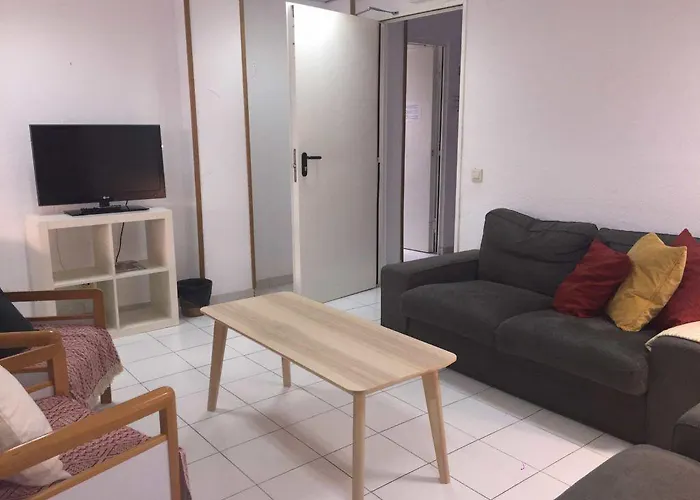 Residencia Universitaria Pare Claret Hostel Girona