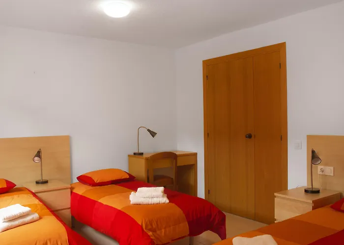 Residencia Universitaria Pare Claret * Girona