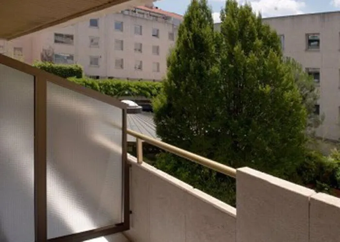 Residencia Universitaria Pare Claret Hostel Girona