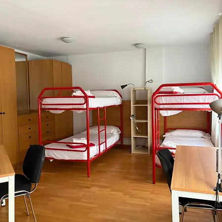 Hostel Residencia Universitaria Pare Claret