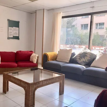 Residencia Universitaria Pare Claret * Girona