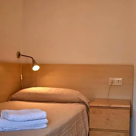 Residencia Universitaria Pare Claret * Girona