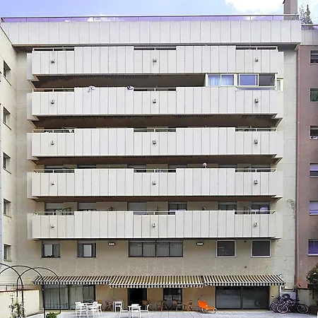 Residencia Universitaria Pare Claret * Girona