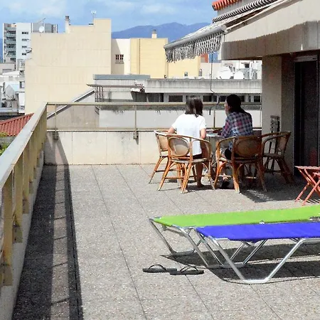 بيت شباب Residencia Universitaria Pare Claret خيرونا