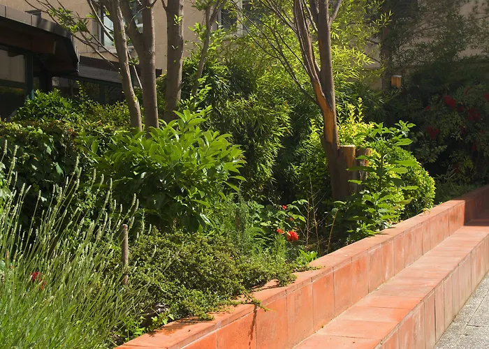 Residencia Universitaria Pare Claret * خيرونا