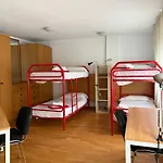 אכסניה Residencia Universitaria Pare Claret