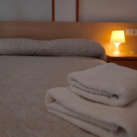 Hostel Residencia Universitaria Pare Claret Girona