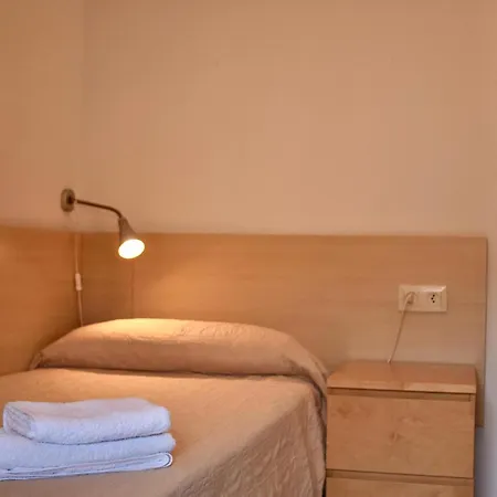 Hostel Residencia Universitaria Pare Claret