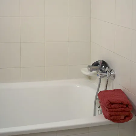 Residencia Universitaria Pare Claret Hostel