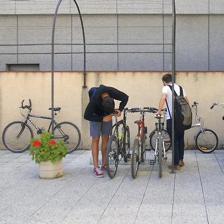 Hostel Residencia Universitaria Pare Claret *